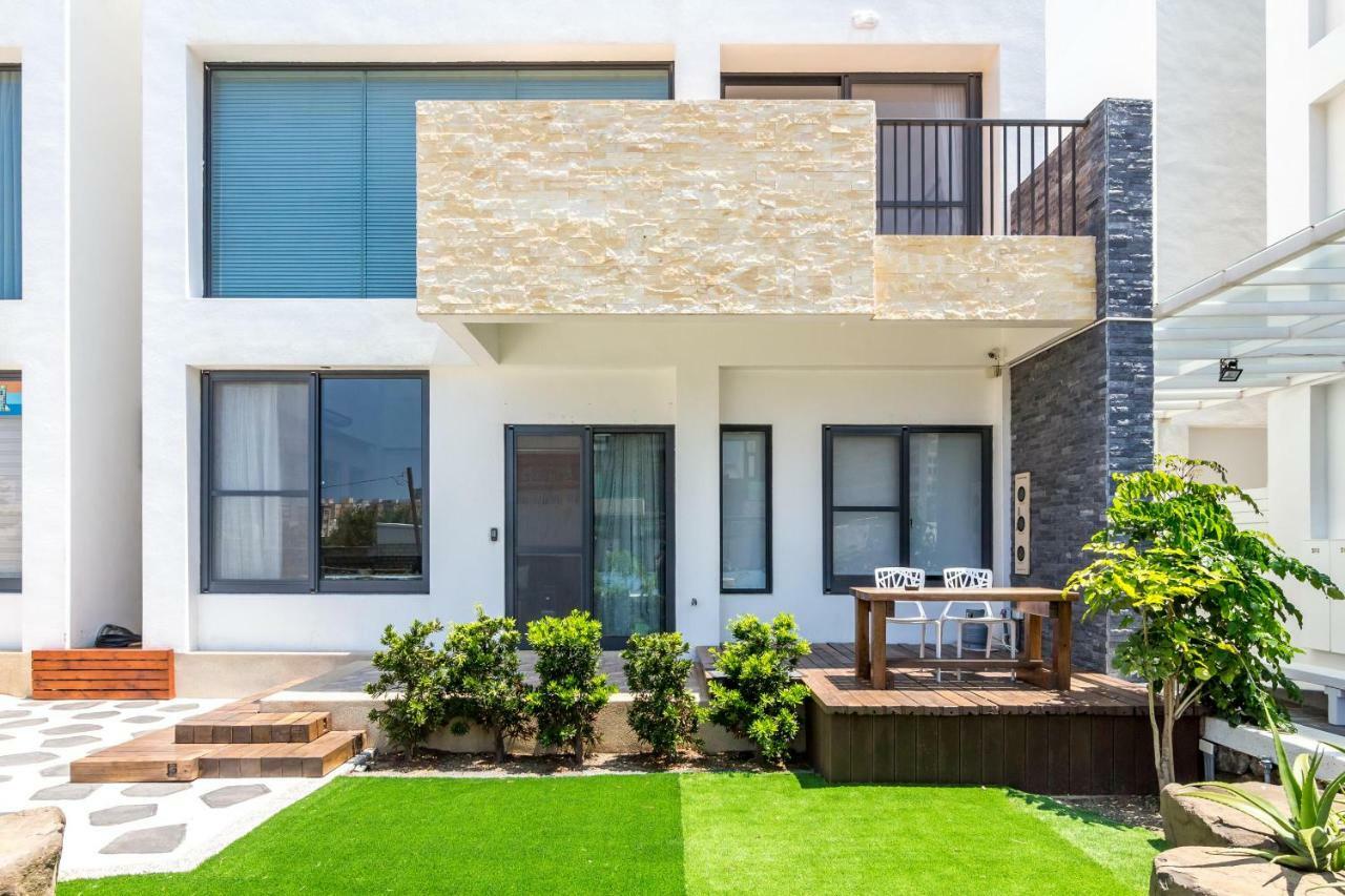 Water Reflection Apartment Magong Exterior photo